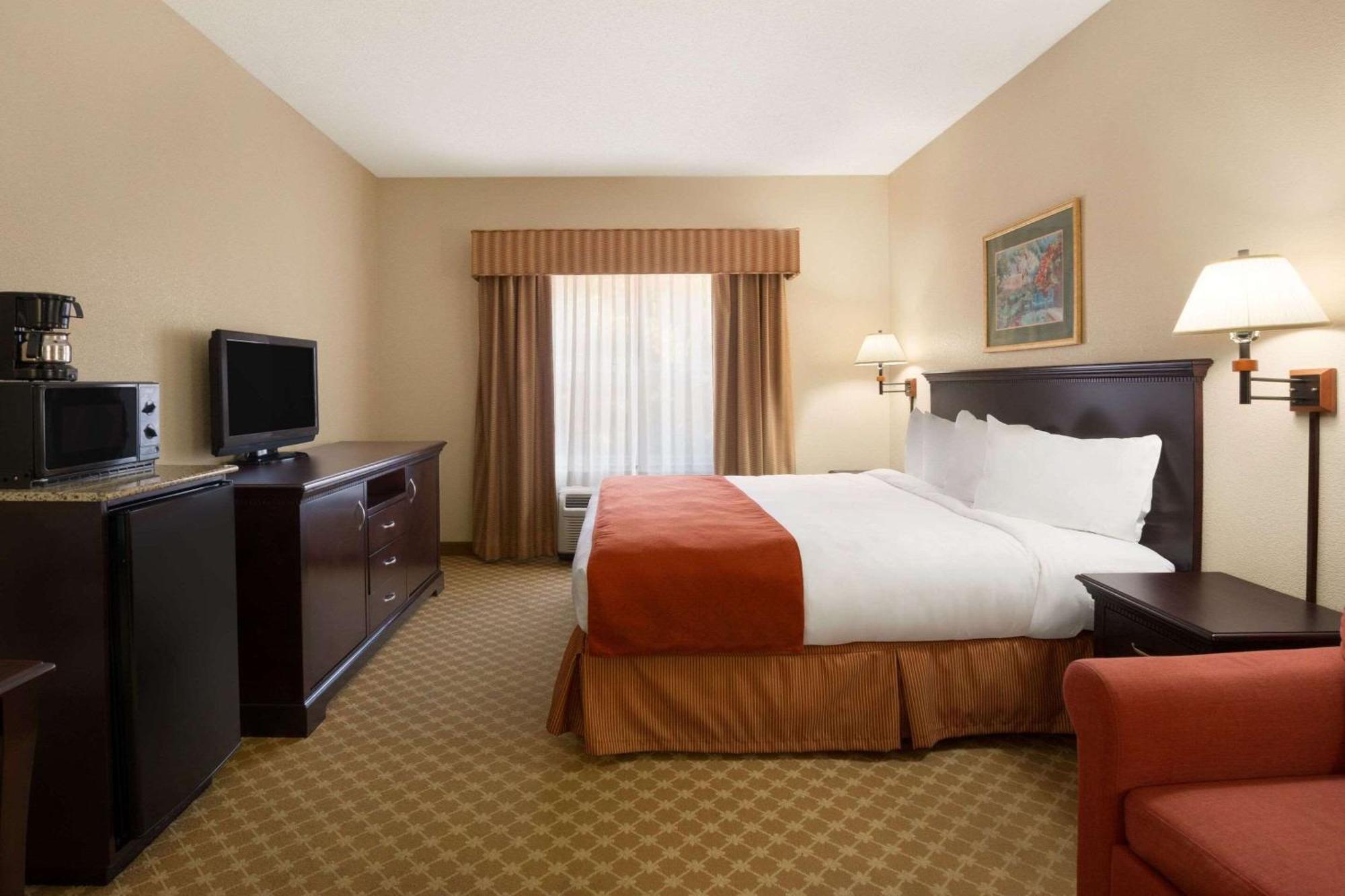 Country Inn & Suites By Radisson, Columbus, Ga Экстерьер фото