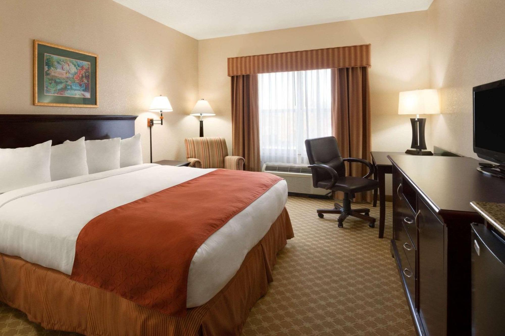 Country Inn & Suites By Radisson, Columbus, Ga Экстерьер фото