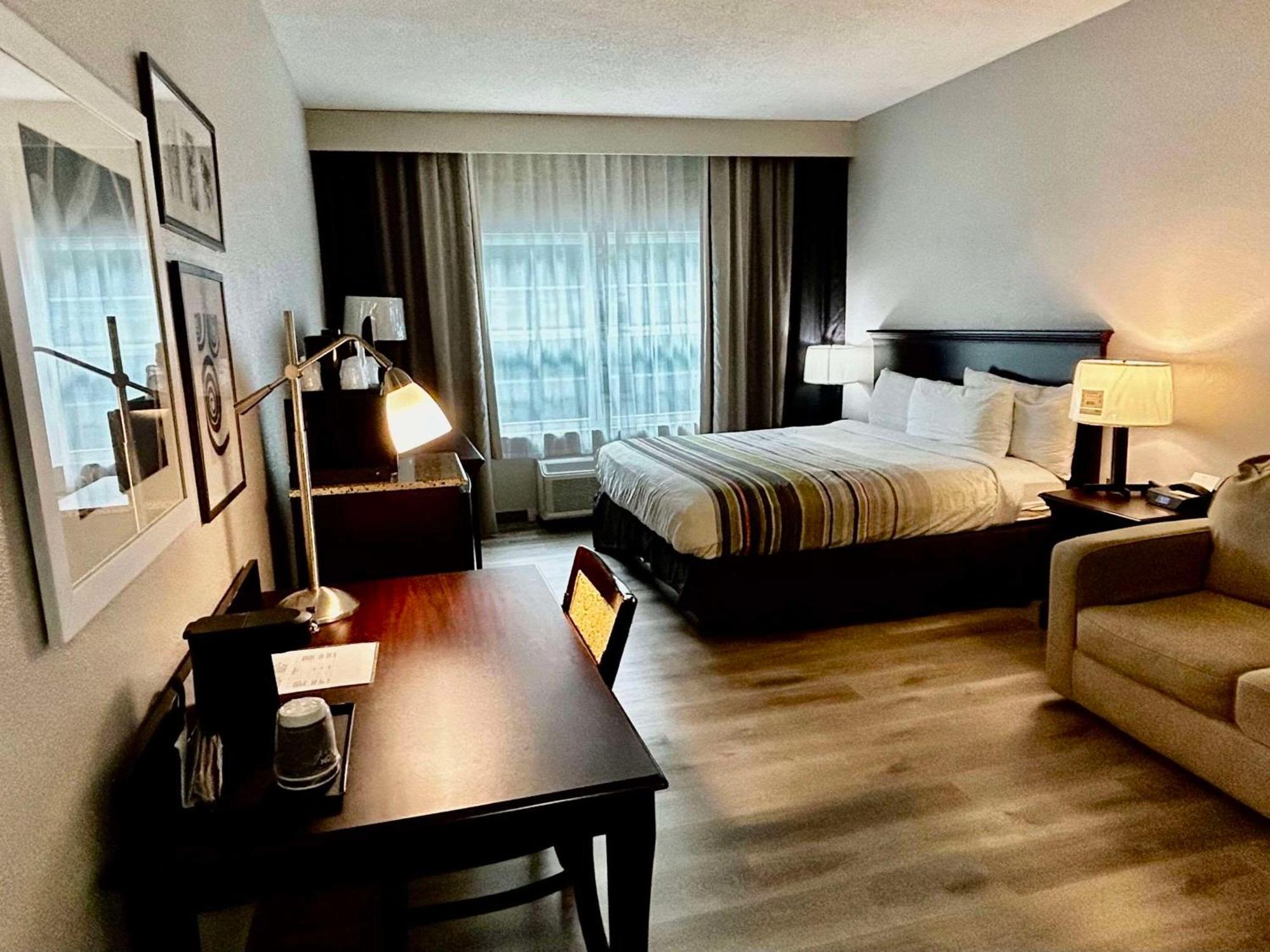 Country Inn & Suites By Radisson, Columbus, Ga Экстерьер фото