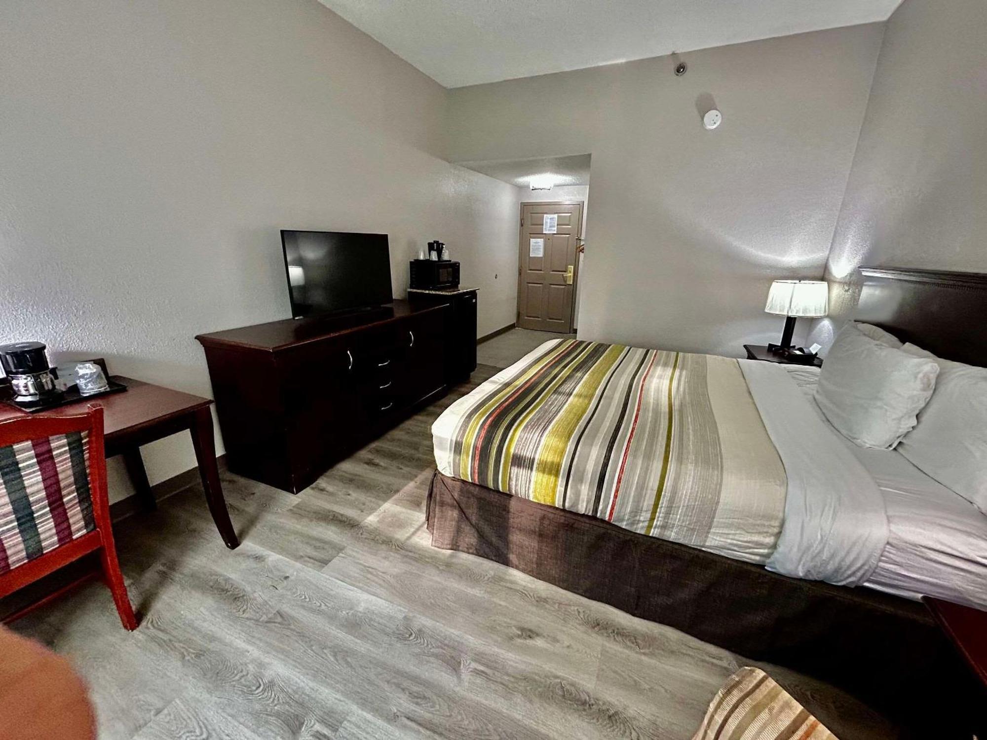 Country Inn & Suites By Radisson, Columbus, Ga Экстерьер фото